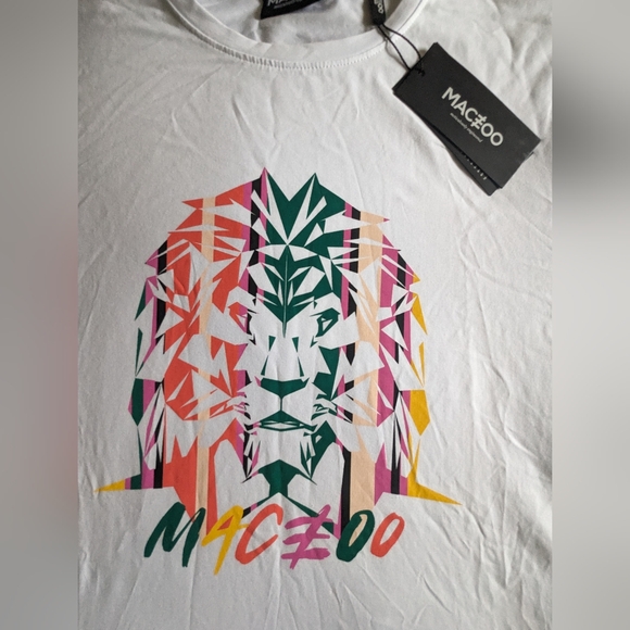 💙 MACEOO 💙 Lion Graphic Tee - Picture 2 of 6